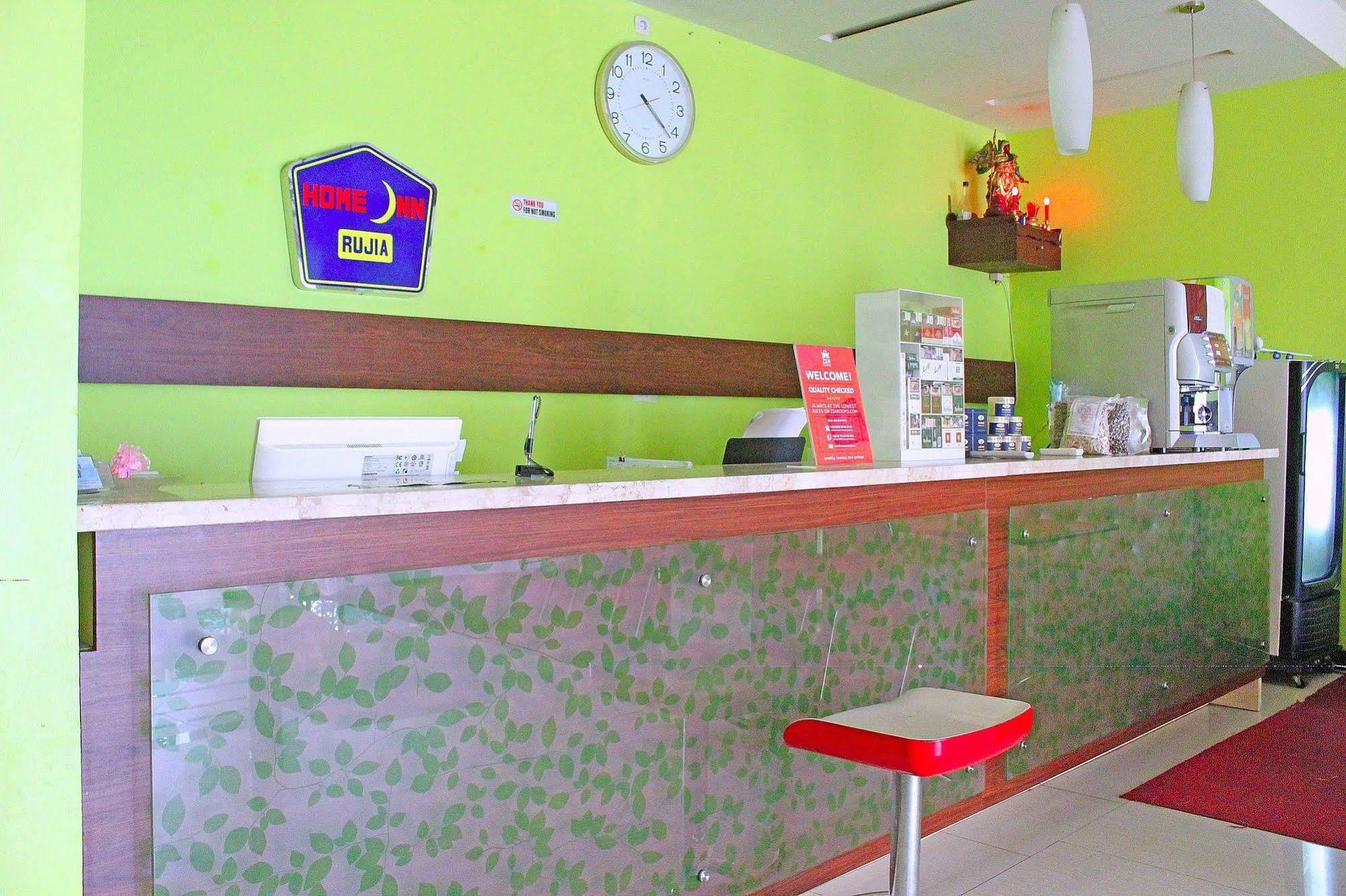 Zen Rooms Rujia Pecenongan Jakarta Exteriör bild
